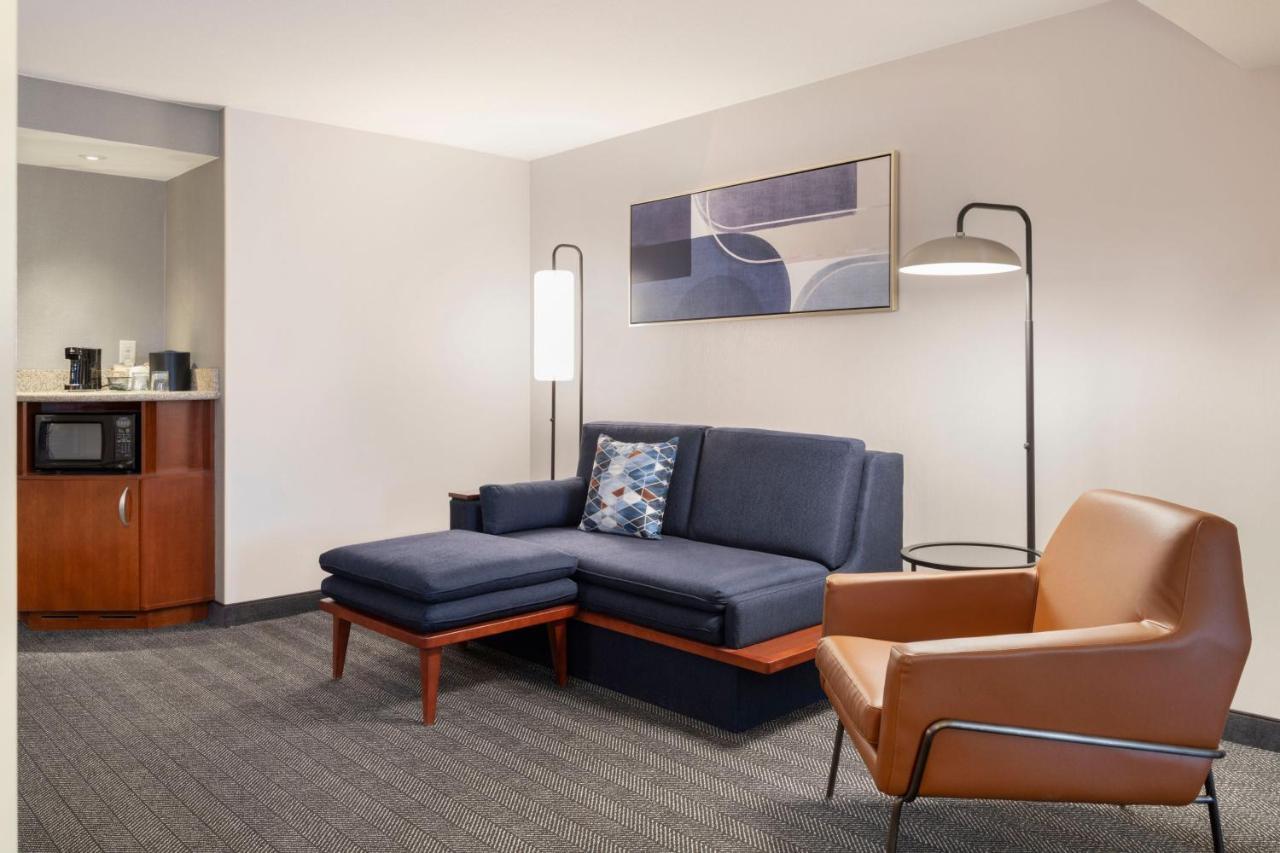 Courtyard By Marriott Columbus New Albany Hotel Екстериор снимка