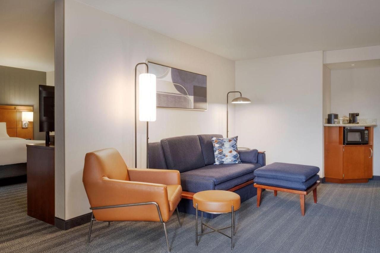 Courtyard By Marriott Columbus New Albany Hotel Екстериор снимка