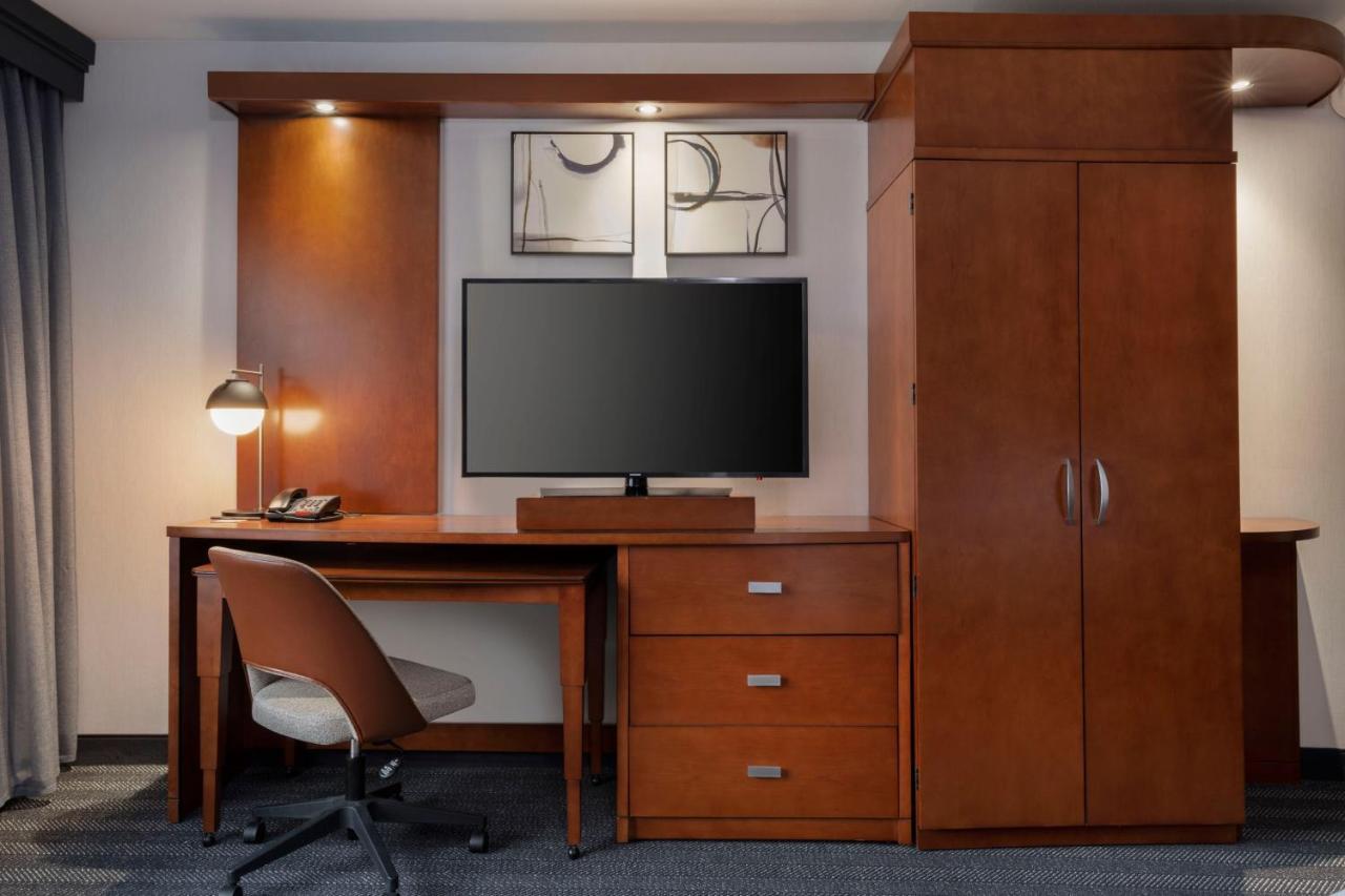 Courtyard By Marriott Columbus New Albany Hotel Екстериор снимка